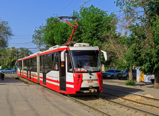 В Волгограде в часы пик усиливают линии скоростного трамвая