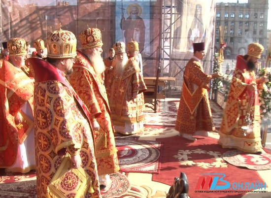 В Волгограде прошла Божественная литургия в честь святого Александра Невского