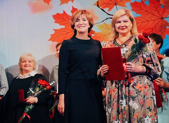 В Волгограде наградили лучших педагогов региона