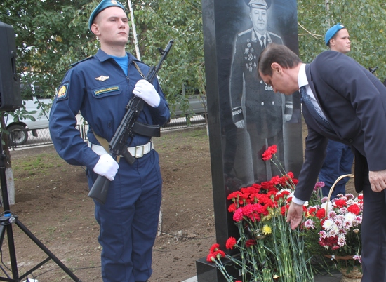 В Котельниково почтили память героя Чечни и Афганистана Валерия Московченко