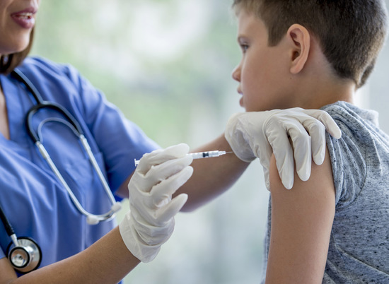 Волгоградцам разъяснили, может ли прививка вызвать грипп и ОРВИ