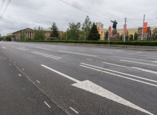Диагностика волгоградских дорог обойдется властям в 1,7 млн рублей