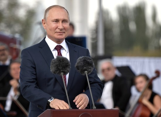 Владимир Путин отметил государственными наградами двух волгоградцев