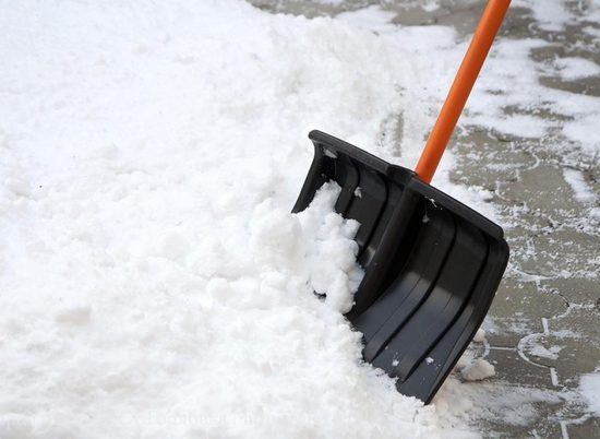 Во всех районах Волгограда проверяют качество уборки дворов от снега
