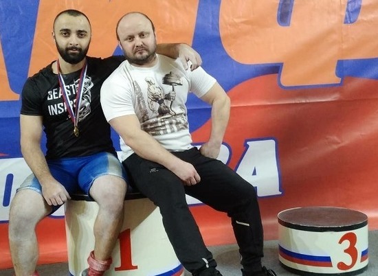 Волгоградец взял "золото" на чемпионате Европы по пауэрлифтингу