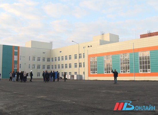 В Волгоградской области новая школа на пятьсот учеников готова на 95%