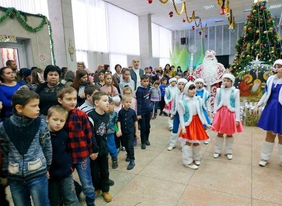 Российский детский фонд подарил маленьким волгоградцам библейский спектакль