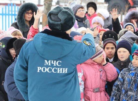 В Волгограде из-за угрозы минирования эвакуированы несколько школ