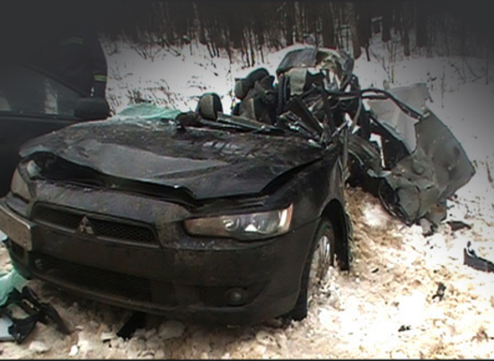 Под Волгоградом в ужасной аварии погибла 36-летняя пассажирка, пострадали еще двое