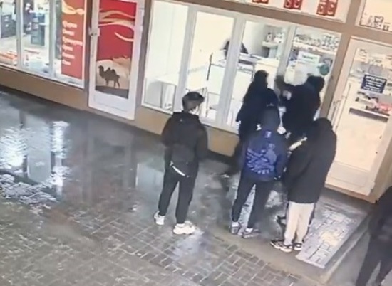 Опубликовано видео убийства 16-летнего подростка в Волгограде