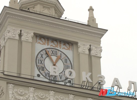 Правительство отменило переход Волгограда в «московский» часовой пояс