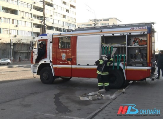 Росгвардейцы под Волгоградом спасли от пожара 11 человек