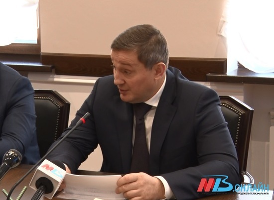 Андрей Бочаров предложил освободить ветеранов от оплаты ЖКХ и капремонта