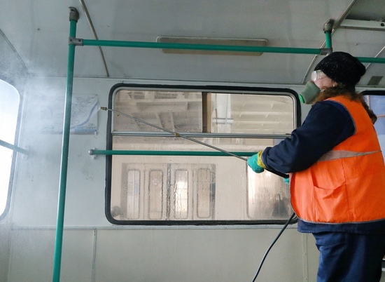 В Волгограде в вечерние рейсы выйдут 170 дезинфицированных автобусов