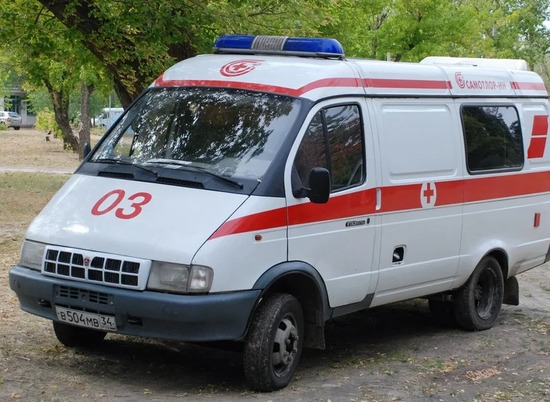 6 девушек пострадали в аварии на севере Волгоградской области