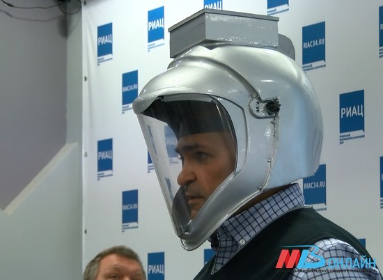 Шлем «Венец-34» для защиты от коронавируса презентовали в Волгограде