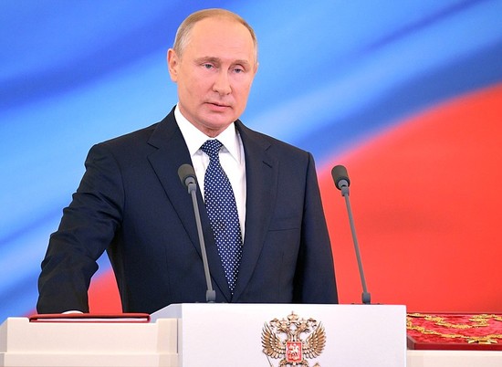 Путин проведет совещание по борьбе с коронавирусом