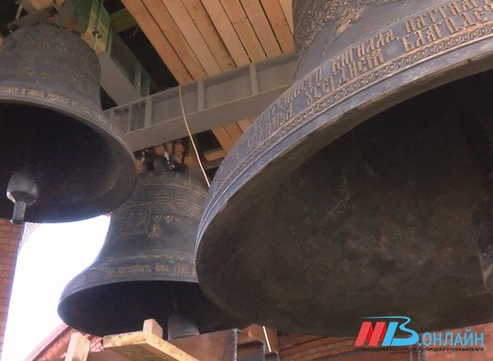 В сталинградских храмах в День Победы прозвенели колокола