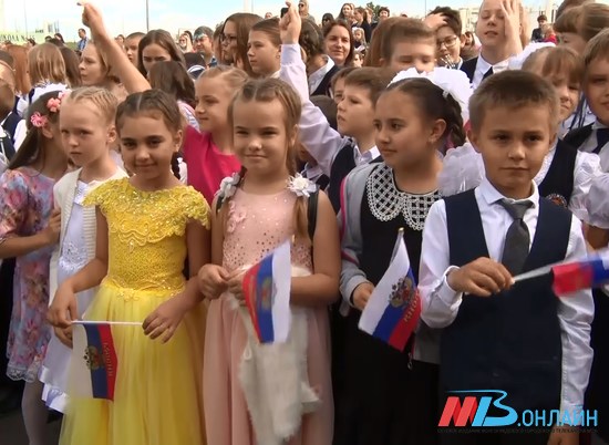 Школьники Волгоградской области закончат учебный год планово