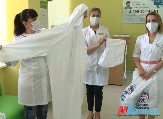 В детскую поликлинику № 31 Волгограда передали средства защиты