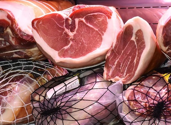 Житель Волгоградской области неправильно хранил мясо и получил штраф