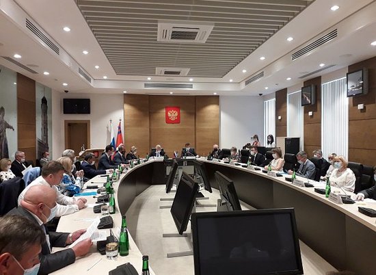 В Волгоградской области обсудили законопроект о дистанционной работе