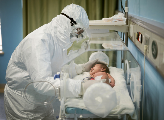 15 младенцев заразились COVID-19 в Волгоградской области