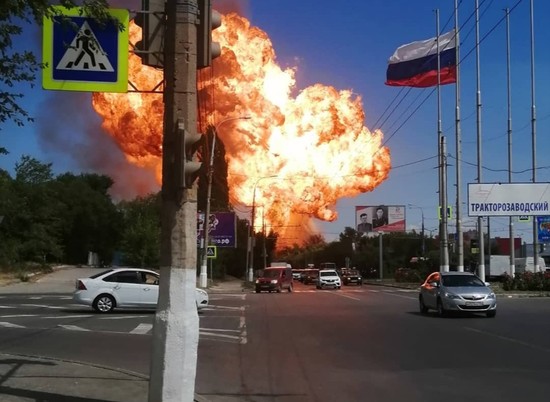 Опубликовано видео взрыва на автозаправке в Волгограде