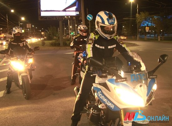 В Волгограде полиция устроила проверку мотоциклистов
