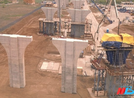 В Волгоградской области строят еще один ж/д мост