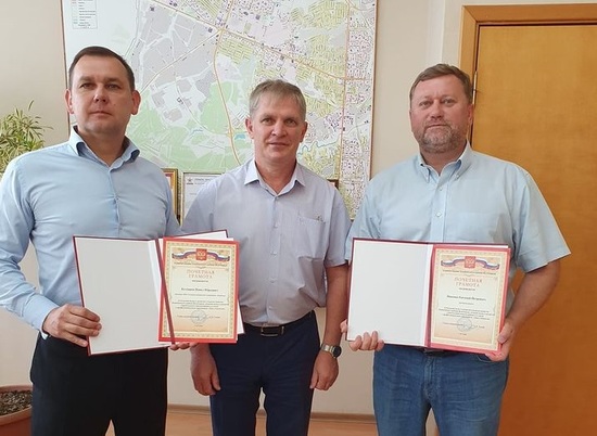 Бывшему мэру Волгограда вручили грамоту за вклад в благоустройство