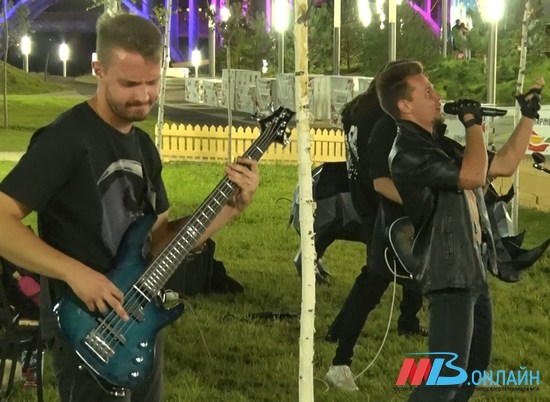 Волгоградские студенты спели Rammstein в парке "Раздолье"