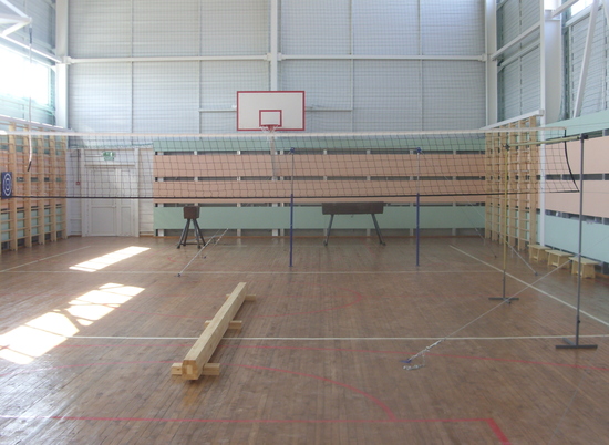 В 117-летней волгоградской школе появился современный спортзал