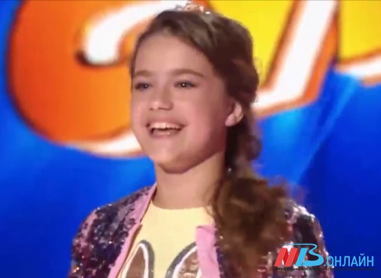 11-летняя девочка из Волжского спела песню Пугачевой на шоу «Ты супер»
