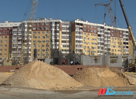 Более 300 волгоградских военных обеспечили служебным жильём