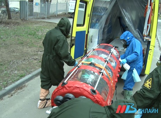 Еще двое мужчин умерли от коронавируса в Волгоградской области