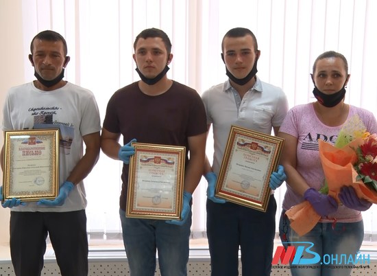Юных героев наградят в Волгограде медалями Совета Федерации
