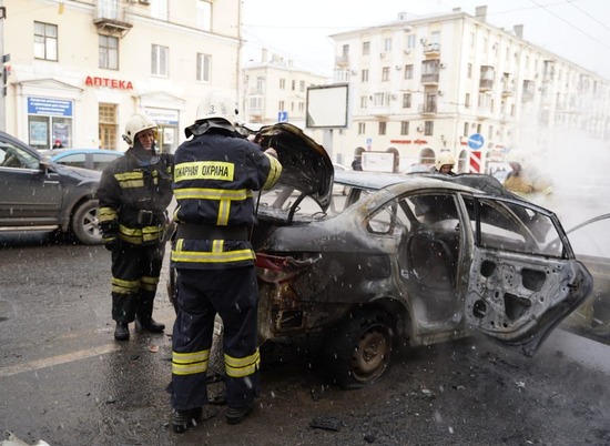 Стала известна причина возгорания такси в центре Волгограда