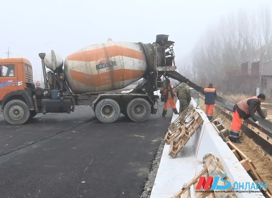 В Волгограде в 2021 году дополнительно восстановят еще 27 дорог