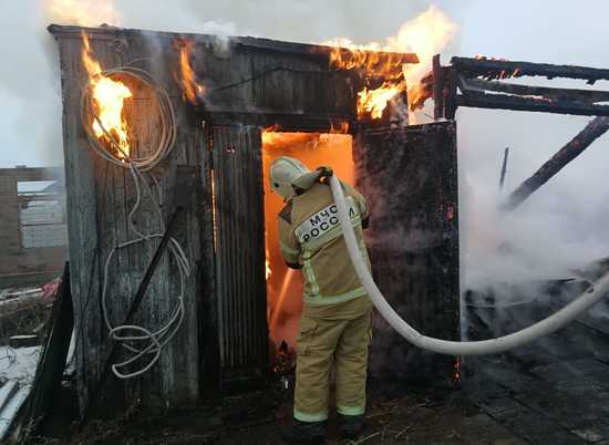 При пожаре в жилом доме на севере Волгограда пострадал человек