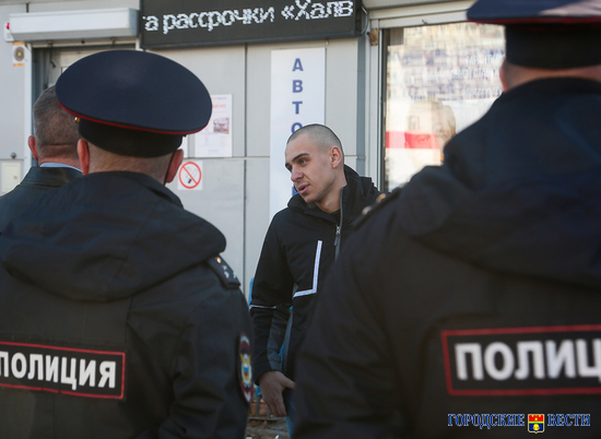 В Волгограде в трех ТРК выявили нарушение антиковидных мер