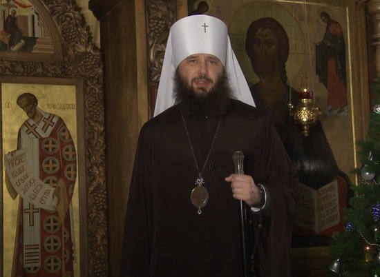 Митрополит Феодор поздравил православных волгоградцев с Рождеством