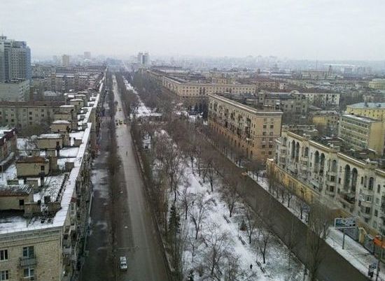 500 тонн реагентов нанесли на дороги Волгограда минувшей ночью