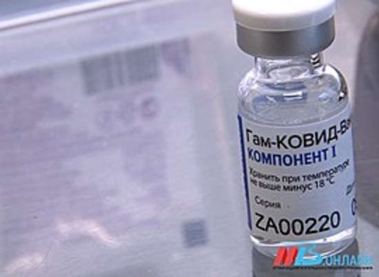 Волгоградская область стала лидером в стране по вакцинации от COVID-19