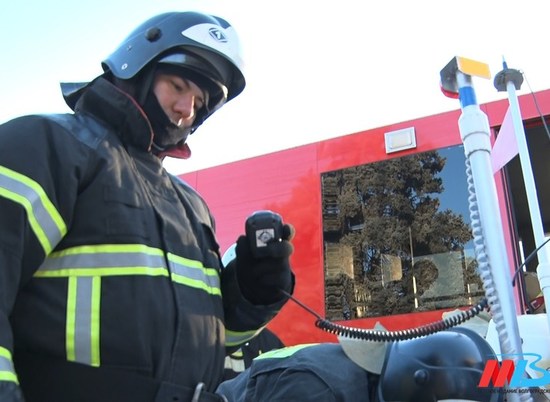 В девятиэтажке на улице Казахской в Волгограде вспыхнула электропроводка