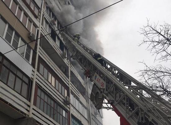 Под Волгоградом сгорели два балкона в 13-этажке