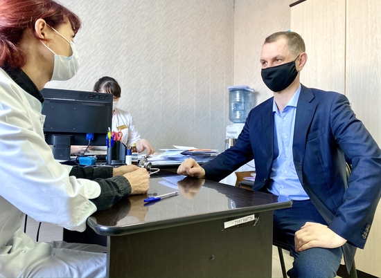 На Гремячинском ГОКе началась вакцинация от COVID-2019