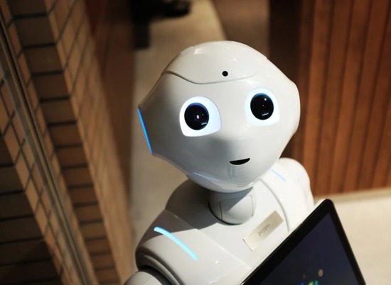 7 специалистов, которых в будущем заменят роботы