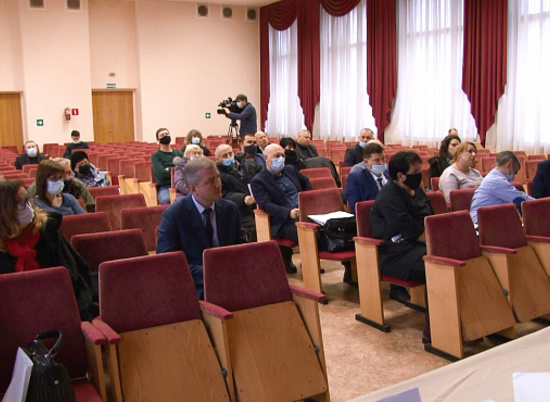 В Волгограде снова провели встречу по вопросам платы за отопление