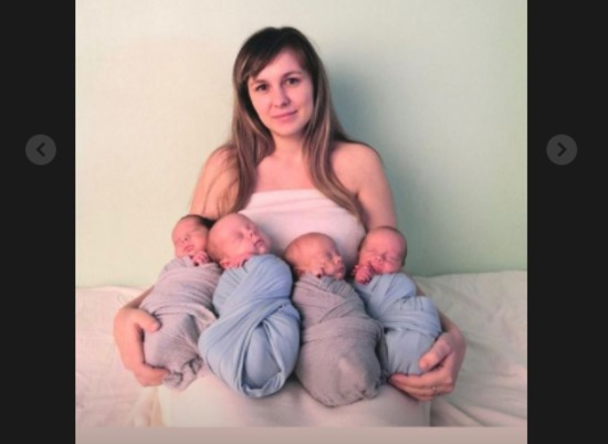 Волгоградские четверняшки позировали для съёмки в стиле Newborn
